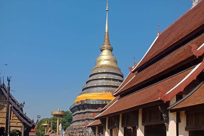 1 day Private Tour to Unseen Temple in Lampang - Wat Chaloem Phrakiat Phrachomklao Rachanuson: The Mountaintop Temple And Its Big Steps