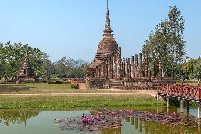1 Day Sukhothai Historical Park from Chiang Mai Private Tour - Your guide makes the difference: Mr Tong, M, Oki, and what they delivered