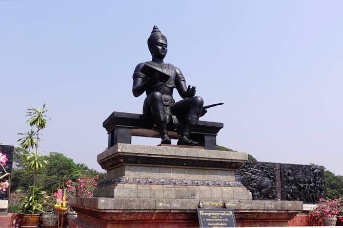 1 Day Sukhothai Historical Park from Chiang Mai Private Tour - Lunch, snacks, and pacing: the small wins on a long day trip