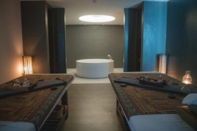 1 Hour Foot Relaxing – Free Transportation