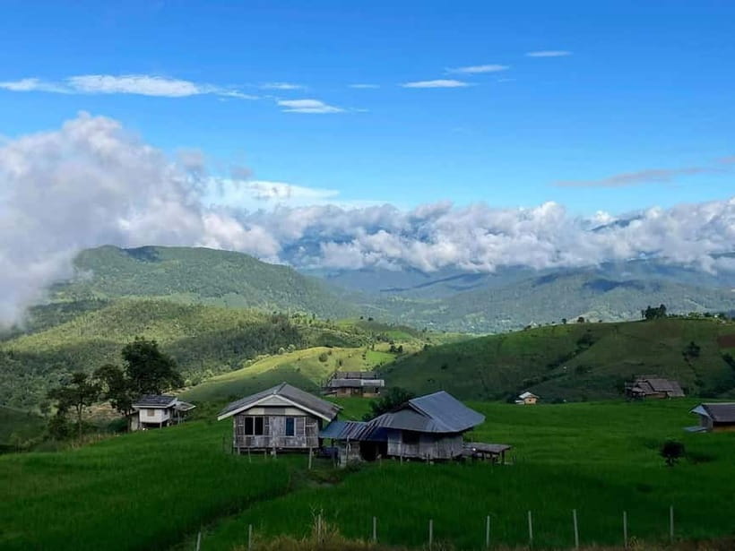 2 days 1 night: Baan Pa Pong Piang and Doi Inthanon - Day 1 from your hotel to Doi Inthanon, summit vibes without overdoing it