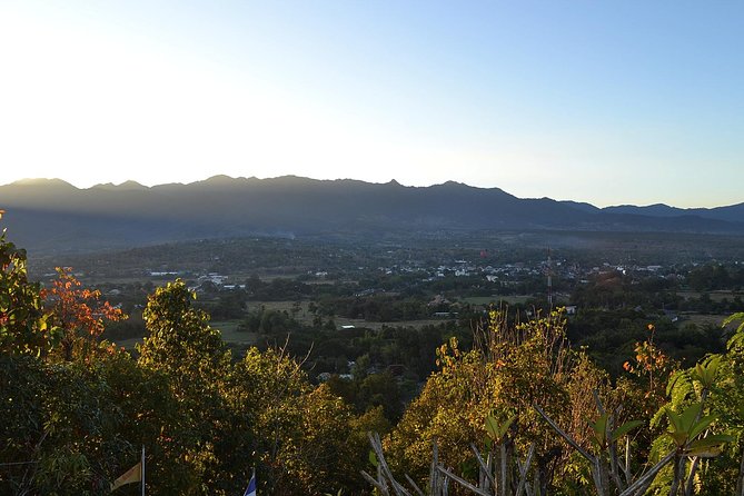 2 Days 1 Night Pai+Lod Cave - Day 1: Pai Canyon, Mok Fa waterfall, and a real sunset payoff