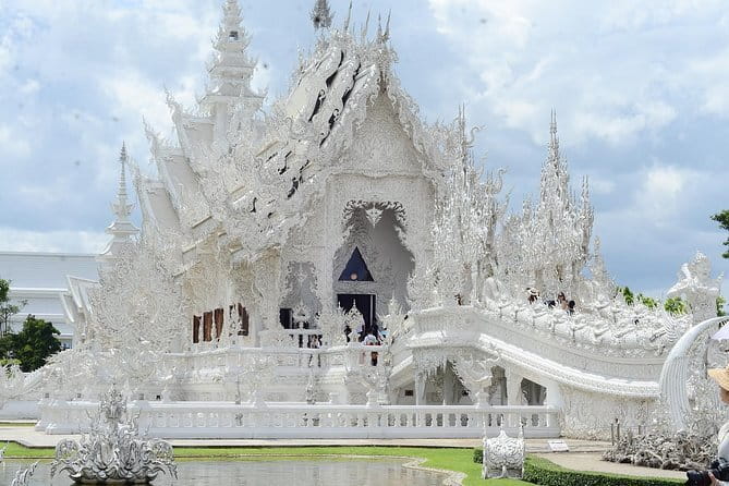 3 Day Motorcycle Tour (Mae Hong Son Loop) from Chiang Mai, Thailand - Day 3: Early Alms in Pai, WWII Memorial Bridge, Then Back to Chiang Mai