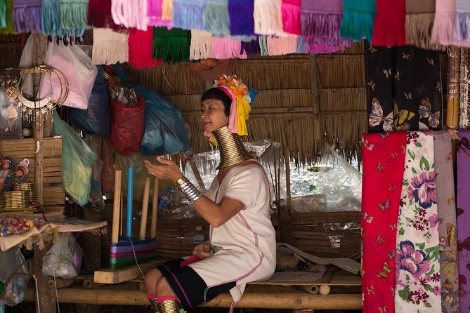 3D2NTrek Adventure at Chiang Mai Mea Wang Including Overnight at Karen Hilltribe - Day 3: final trek, another waterfall moment, then elephant feeding and baths