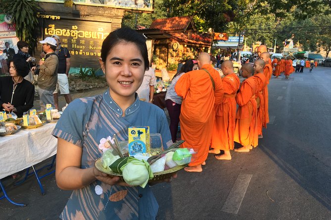 4 highlights: Sticky Waterfall/Elephants/local market /Wat Banden - Key highlights to know before you go