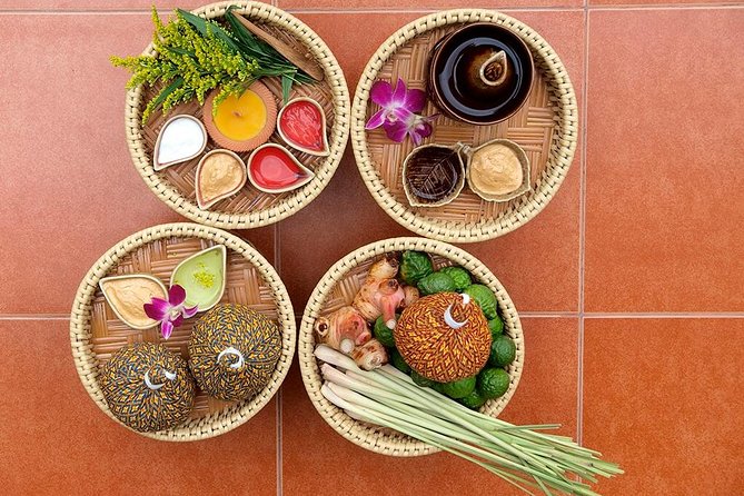 4-Hour Luxury Spa Package for couple (2 people) in Chiang Mai - The 4-treatment flow: foot massage, gold scrub, oil massage