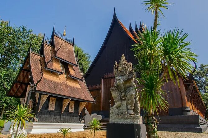 4 top temples in Chiangmai & Chiangrai. (Private day trip) - Wat Phra That Doi Suthep and Black House: the mountainside opener