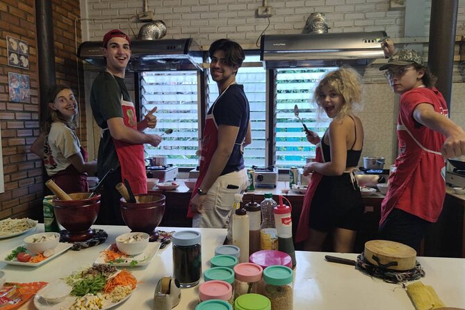 5 Hour Morning Thai Cooking Course - Cooking Six Dishes: Stir-Fry, Soup, Curry, Curry Paste, and Dessert