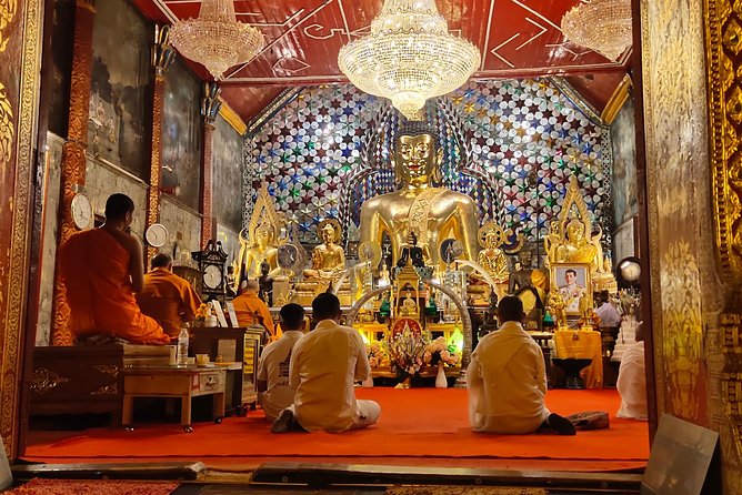 A must: Serene Sunrise, temple at dawn to beat the crowd & Alms to monks - Price and value: is $42 a fair deal?