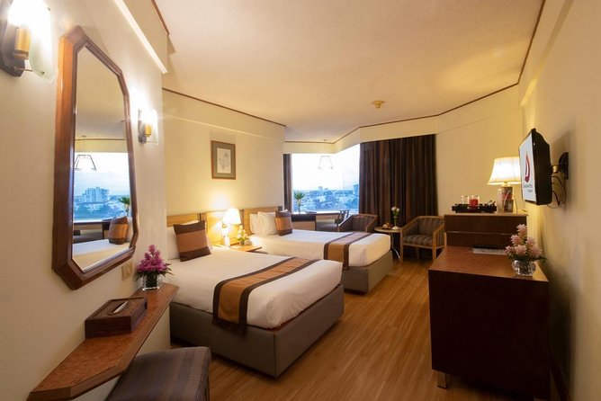 Amazing 1 Night accommodation in Old Town Chiang Mai Nearby at Duangtawan Hotel - Doi Suthep in about an hour: a temple with a royal backstory