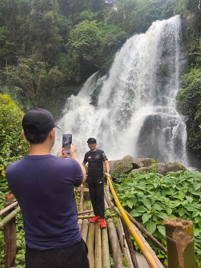 Ban Pa Pong Pieng Rice Terraces Private Guided Tour - Getting There Smoothly: Hotel Pickup and Private Air Con Transport