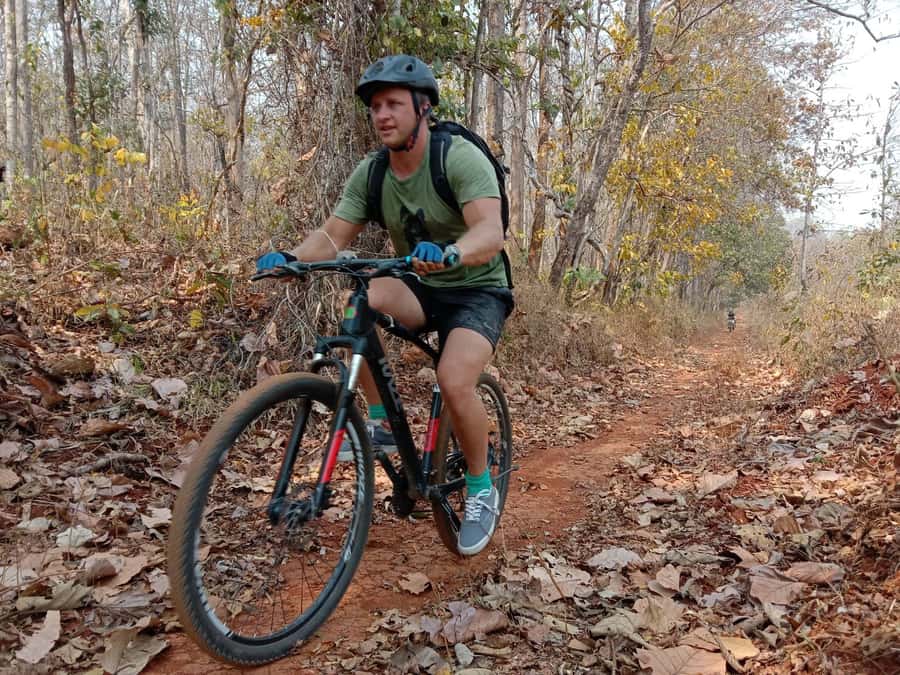 Chiang Mai: 22 km XC Mountain Biking from Sticky Waterfall - Sticky Waterfall and MTB in Chiang Mai, built for nature lovers