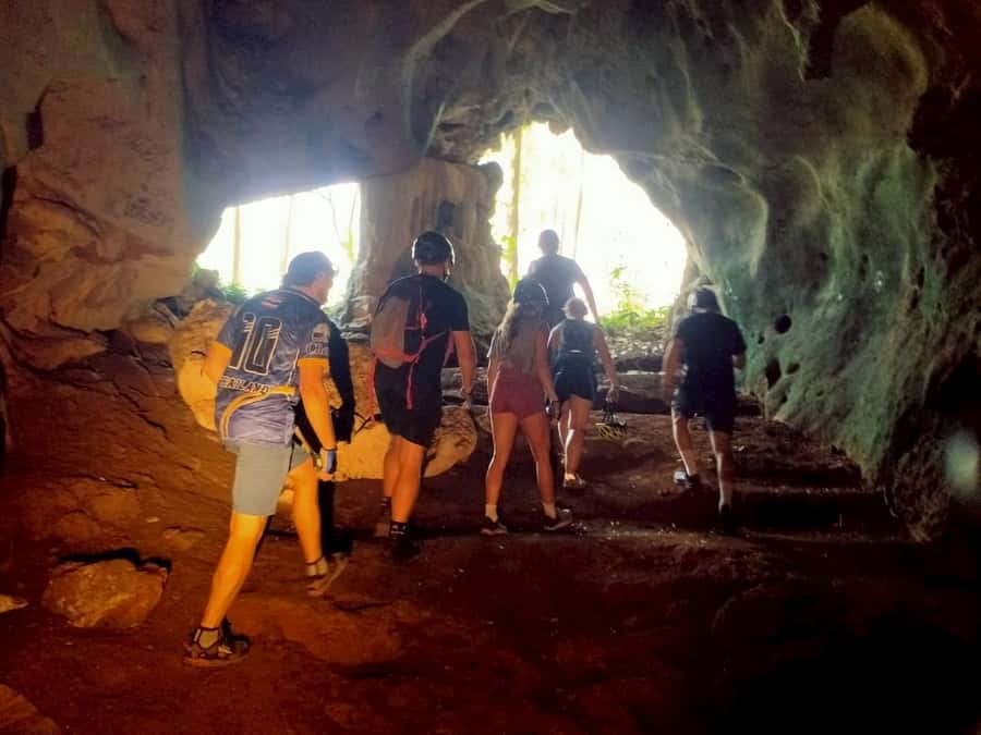 Chiang Mai: 22 km XC Mountain Biking from Sticky Waterfall - Support, transport, and what it means for your valuables