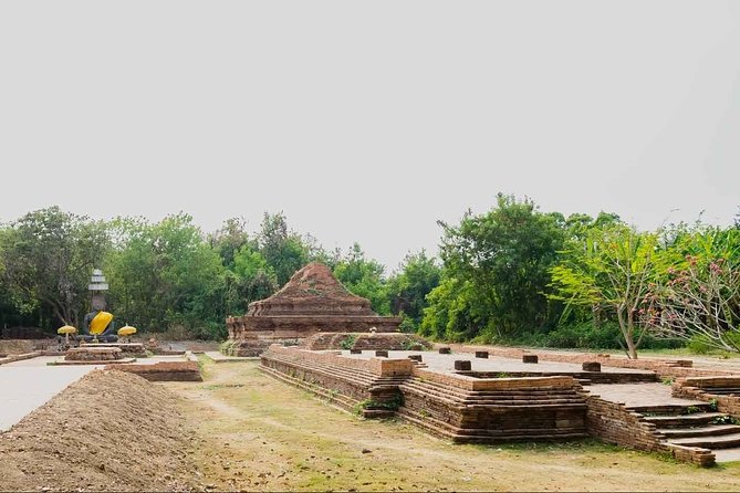 Chiang Mai: Ancient City Tour of Wiang Kum Kam - Wat Kuu Kham (Wat Chedi Liam): The Temple Stop That Sets the Mood