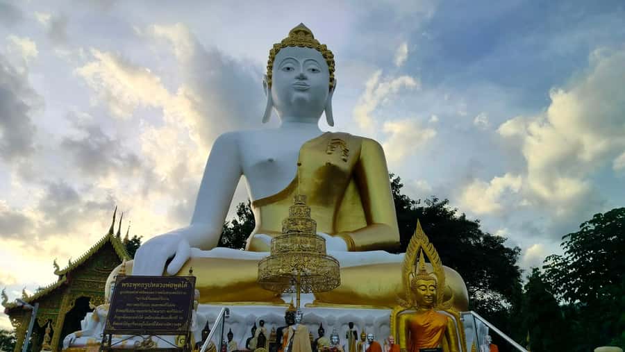 Chiang Mai: Bamboo Rafting and Wat Phra That Doi Kham - Should you book Chiang Mai Bamboo Rafting and Wat Phra That Doi Kham?