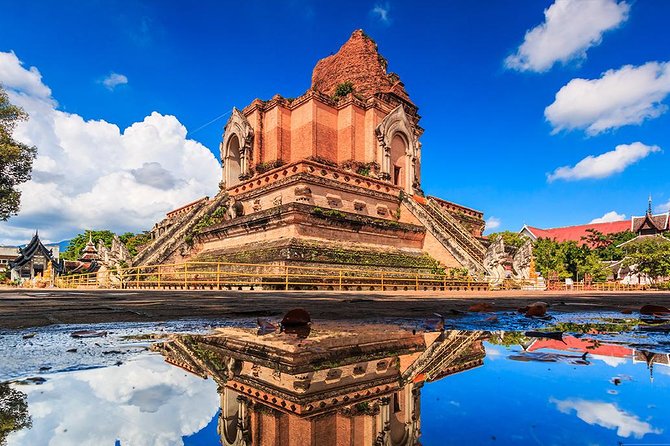 Chiang Mai Best City Tour with Doi Suthep & Iconic Temples - The Guide and Vehicle Setup: What Small Groups Get Right
