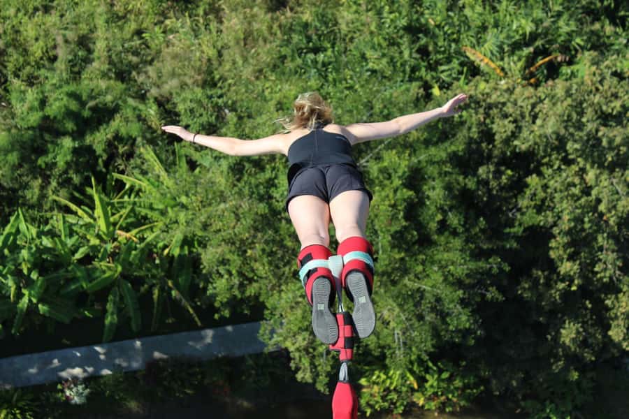 Chiang Mai: Bungy Jumping Adventure - X-Centre Chiang Mai: the 50m jump over gardens and a lagoon
