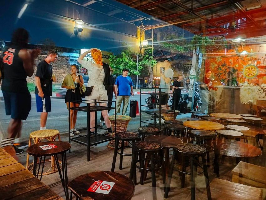 Chiang Mai: Chiang Mai Bar Hopping Guided Night Tour - Price value: why $35 can be a fair deal for a guided night plan