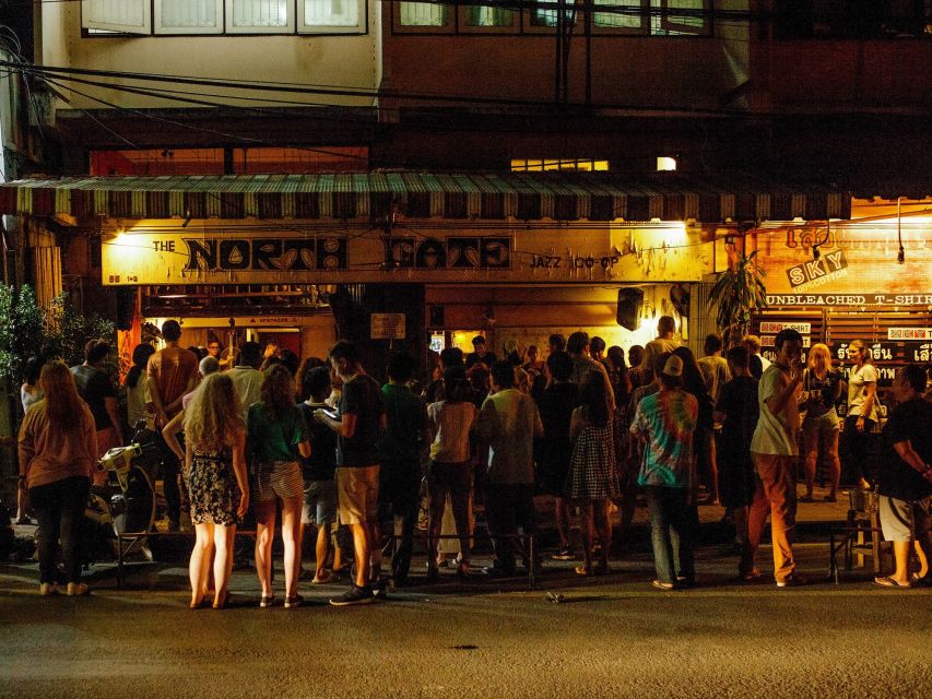 Chiang Mai: Chiang Mai Bar Hopping Guided Night Tour - Ton Goom Riverfront: river views that naturally slow the pace
