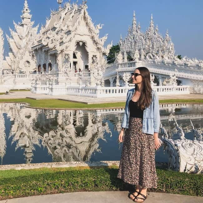 Chiang Mai: Chiang Rai Famous Temples & Hot Springs Day Trip - Wat Rong Suea Ten (Blue Temple) and the Third Temple Choice