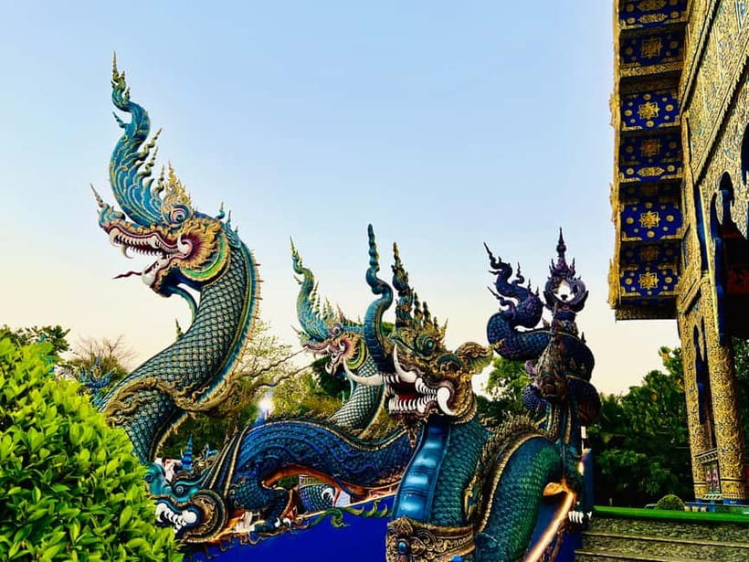 Chiang Mai: Chiang Rai Highlights in One Day - Wat Rong Suea Ten (Blue Temple): a calmer mood with big visual punch