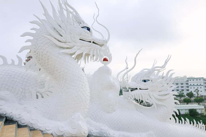 Chiang Mai: Chiang Rai Temples and Long-Neck Karen Village - Wat Rong Suea Ten Blue Temple: Deep Blue Tones and Golden Accents