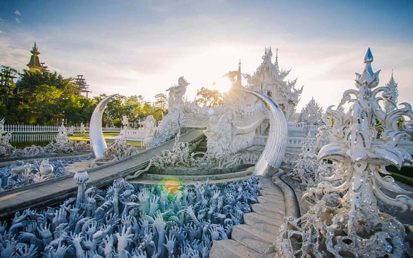 Chiang Mai: Chiang Rai Temples, Golden Triangle & Boat Tour - Chiang Rai in one day: the real deal on timing, van comfort, and group size