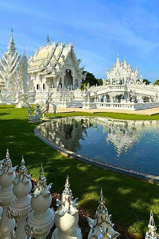 Chiang Mai: Chiang Rai Temples, Golden Triangle & Boat Tour - The road between Chiang Mai and Chiang Rai: hot spring stop and built-in rest breaks