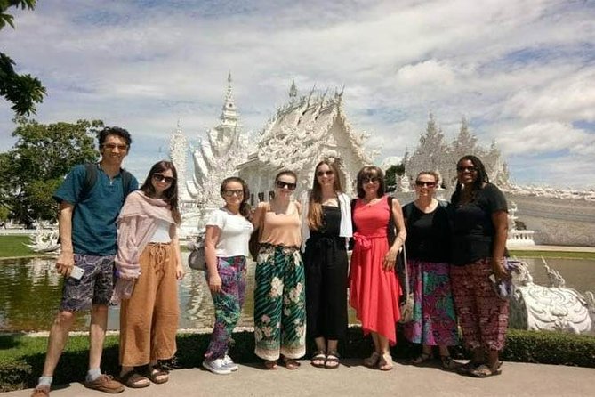 Chiang Mai-Chiang Rai: White Temple-Blue Temple-Lalita Cafe - Chiang Rai Driving Time: Use It to Refill Your Eyes, Not Just Your Phone