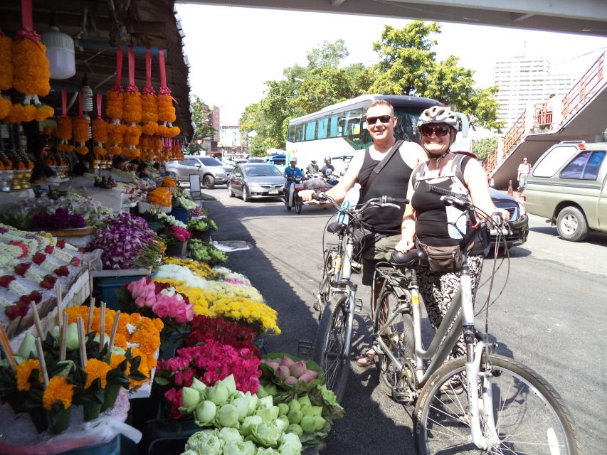 Chiang Mai City Culture Bicycle Ride - Wat Phra Singh: the name comes from the Buddha Sihing statue