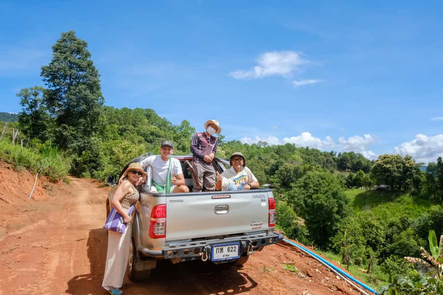 Chiang Mai Coffee Full Day Tour: Trek, Brew & Roast Journey. - V60 Brew Masterclass: Brewing a Dream Cup at Home