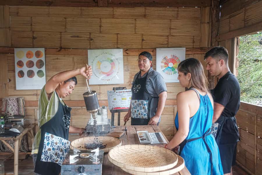 Chiang Mai Coffee Full Day Tour: Trek, Brew & Roast Journey. - 4WD Ride to 1,400 Meters and the Trek That Makes It Real