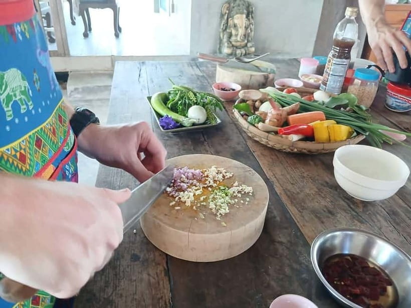 Chiang Mai : Cook in Farm, Market tour & Go by a Local Train - What to pack and how to stay comfortable in Chiang Mai heat