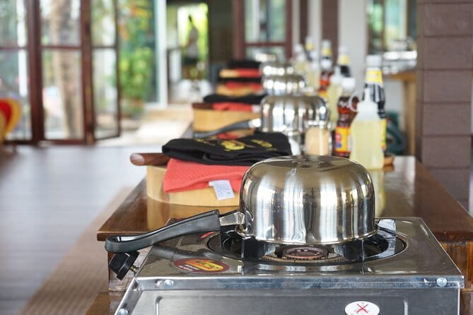 Chiang Mai Cooking Class - Siam Authentic Cooking Class - Meeting at Tha Phae Gate, With Pickup to Start Easy