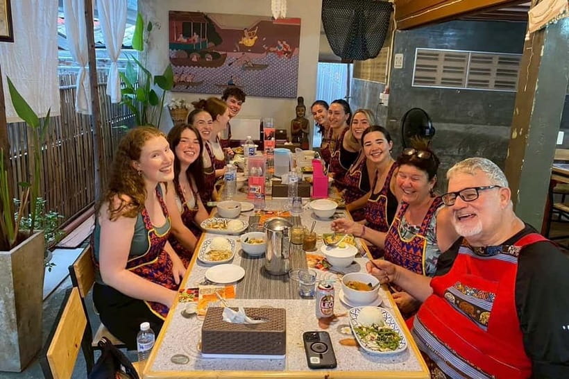 Chiang Mai: Cooking Class with Market and Pickup - The fresh market walk: herbs, spices, and practical buying tips