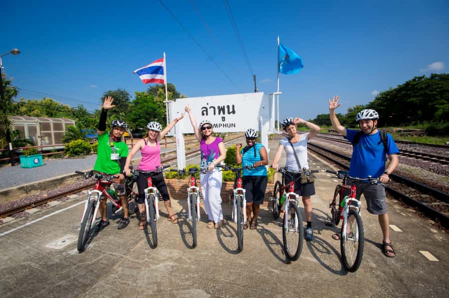 Chiang Mai: Countryside Adventure by Bike - Ping River lunch: where the simple meal is the point