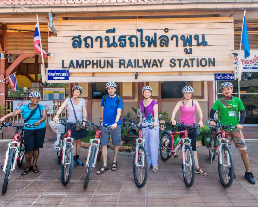 Chiang Mai Countryside E-bike Ride with Expert Guide & Lunch - Lamphun by Train: Quiet Streets and a Big Sacred Chedi