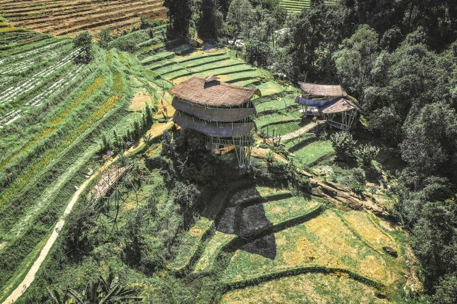 Chiang Mai: Doi Inthanon Highlights Small Group Tour - Open-fire coffee and lunch in the Karen village