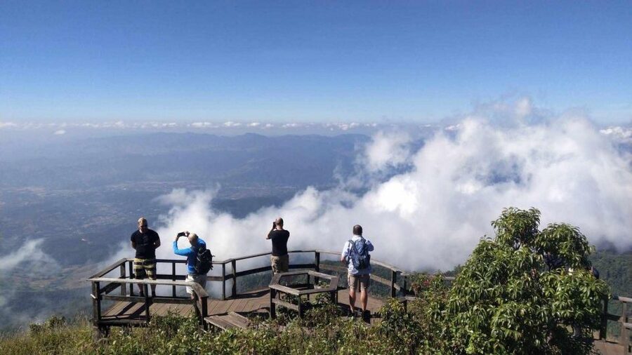 Chiang Mai: Doi Inthanon Park Day Trip with Kiw Mae Pan Hike - Hmong Hill Tribe Market for Real Local Everyday Life