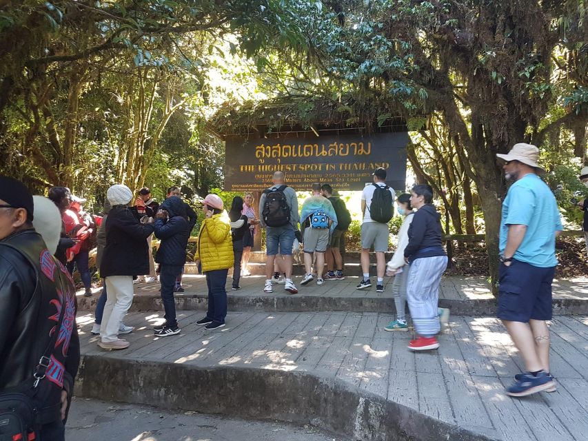 Chiang Mai: Doi Inthanon Park Day Trip with Kiw Mae Pan Hike - Lunch and Then Vachiratharn Waterfall for the Big Finish