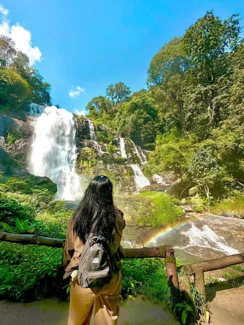 Chiang Mai Doi Inthanon Park Waterfall Pure Sightseeing Tour - The top of Thailand and the royal pagodas: why this stop feels special