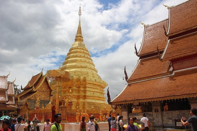 Chiang Mai: Doi Suthep Temple and Waterfall by Songtaew Trio - Price and value: why $13 can feel like a deal