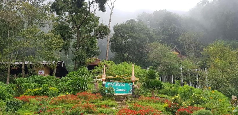 Chiang Mai: Doi Suthep Temple & Hmong Village Tour - Wat Phra That Doi Suthep: the 306-step Naga climb or cable car