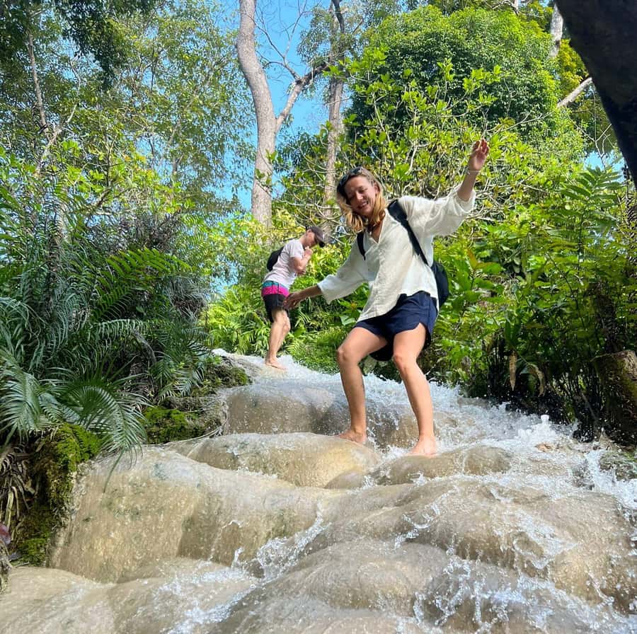 Chiang Mai: Doi Suthep Temple & Sticky Waterfall Trip - Morning logistics: pickup timing, van rides, and how to prep