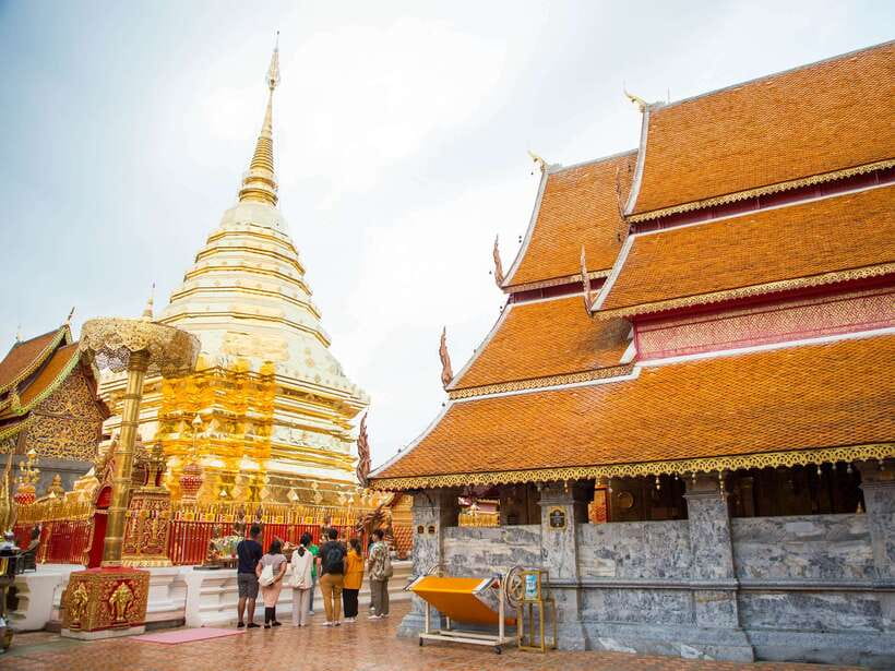 Chiang Mai: Doi Suthep, Wat Umong, and Pha Lat Sunrise Tour - Wat Pha Lat: the jungle temple feel you’ll remember