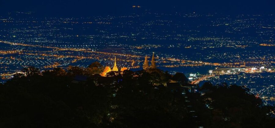 Chiang Mai: Doi Suthep & Wat Umong Twilight Tour with Pickup - Wat Phra That Doi Suthep at night, the Naga staircase and city-view payoff