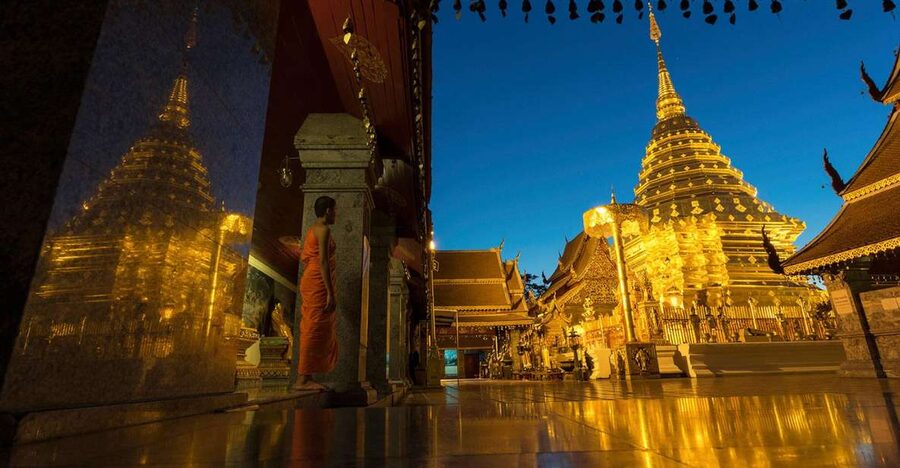 Chiang Mai: Doi Suthep & Wat Umong Twilight Tour with Pickup - Wat Umong’s moonlit forest tunnels and Lanna wall paintings