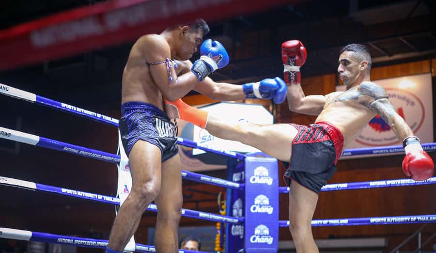 Chiang Mai: Fairtex Boxing Stadium at Pavilion Night Bazaar - What you will actually see in Muay Thai, feet, elbows, and knees