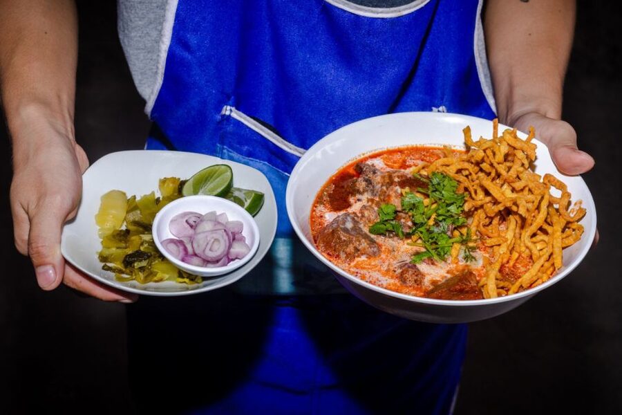 Chiang Mai: Food Tour by Songtheaw Truck with 15+ Tastings - What You Actually Eat: Khao Soi, Sai Oua, Larb, and Claypot Pork Belly