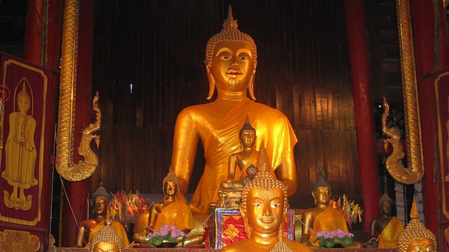Chiang Mai: Guided Historical City Tour by Bike with Lunch - Comfort, fitness, and the small gear details that matter